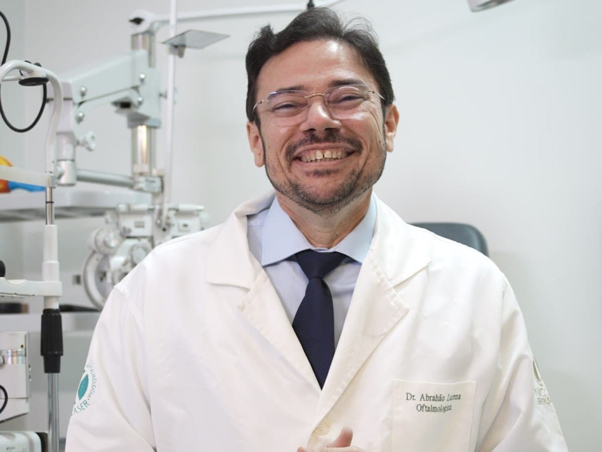 Dr. Abrahão Lucena